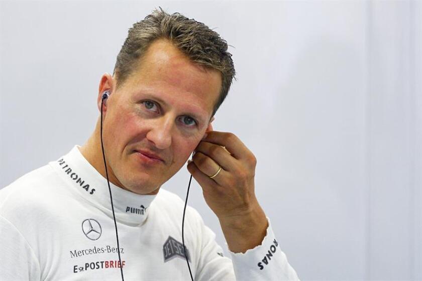 Fotografía de archivo tomada el 21 de septiembre de 2012 que muestra al piloto de Fórmula Uno alemán Michael Schumacher. EFE/Archivo
