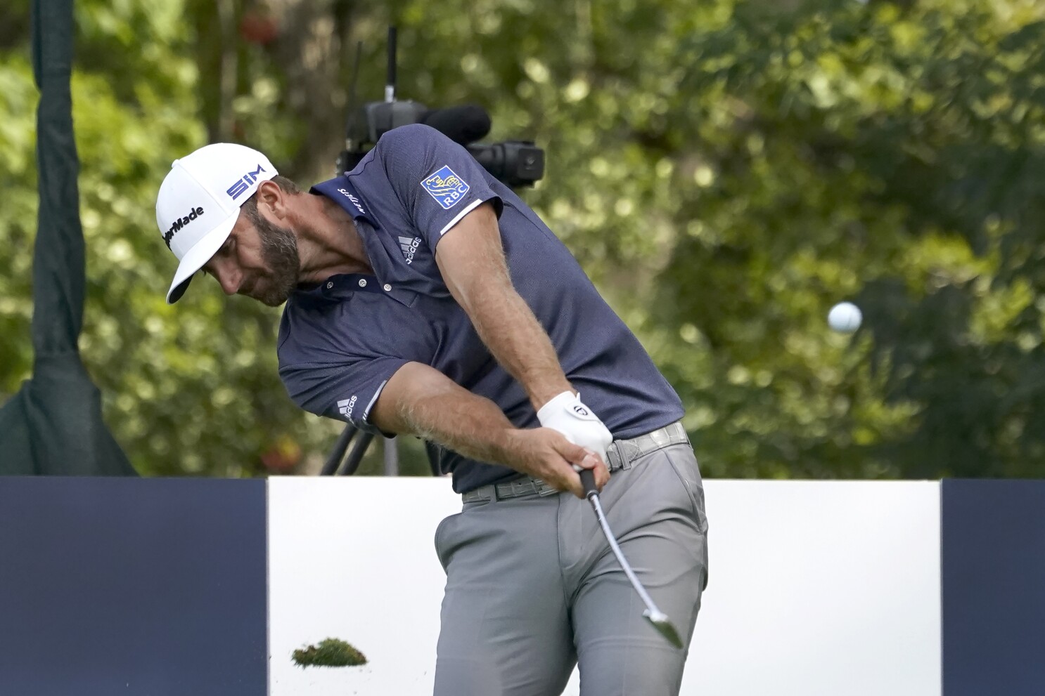 Dustin Johnson Hideki Matsuyama Share Olympia Fields Lead Los Angeles Times