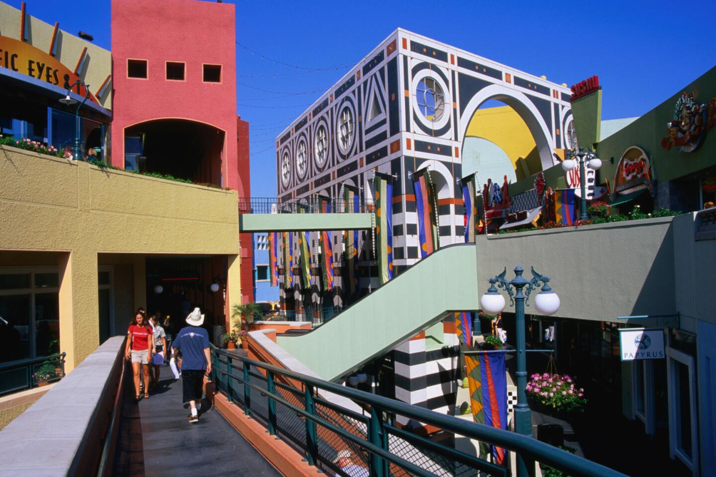 Horton Plaza, the Downtown Shopping Mall in San Diego  San diego vacation, San  diego shopping, San diego travel