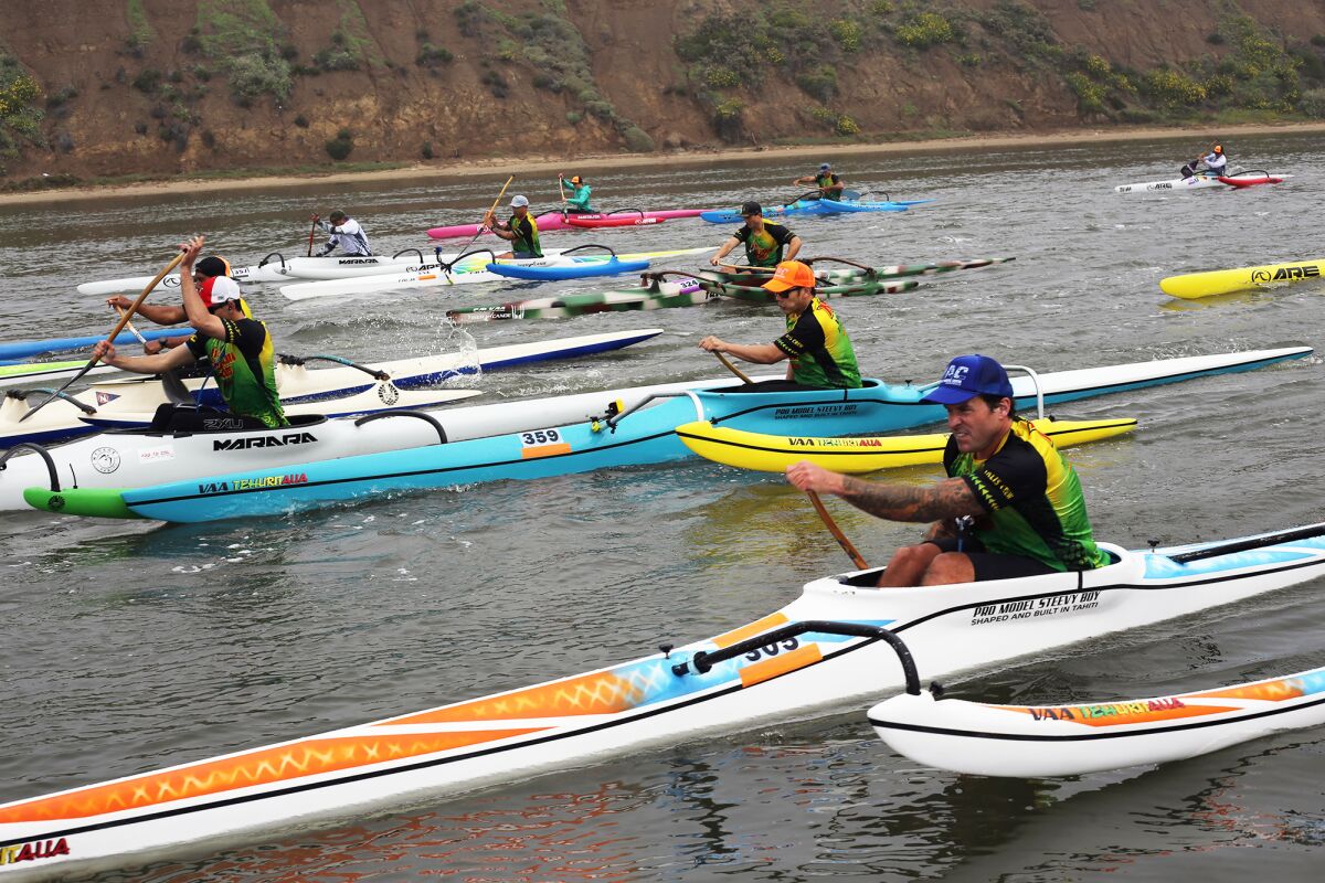 About fifty professional paddlers from all over the world race.