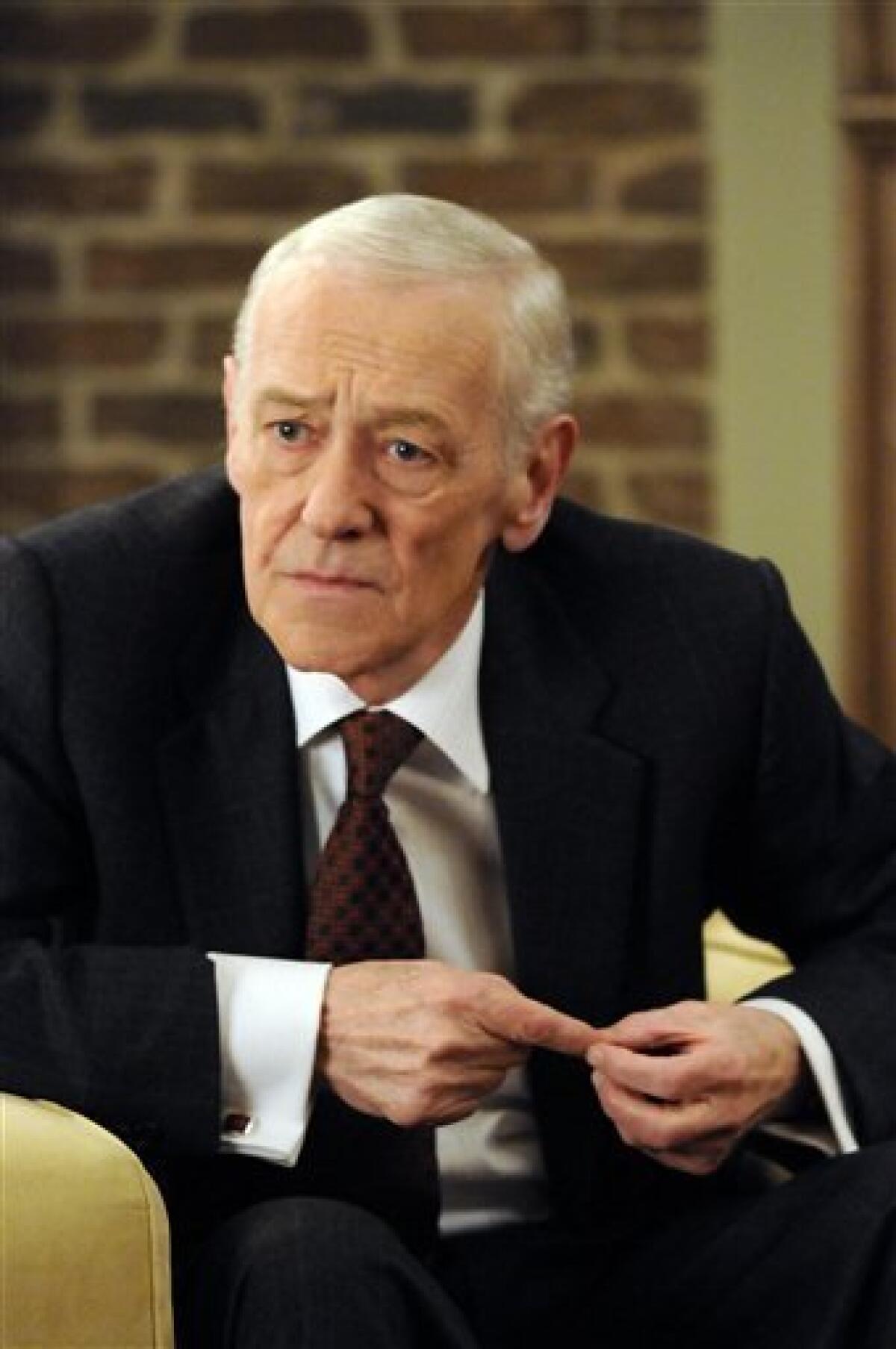 In this image released by HBO, actor John Mahoney is shown in a scene from the HBO original series, "In Treatment." The half-hour drama series begins it's second season Sunday, April 5, 2009 at 9:00 p.m. EDT. (AP Photo/HBO, Abbot Genser)