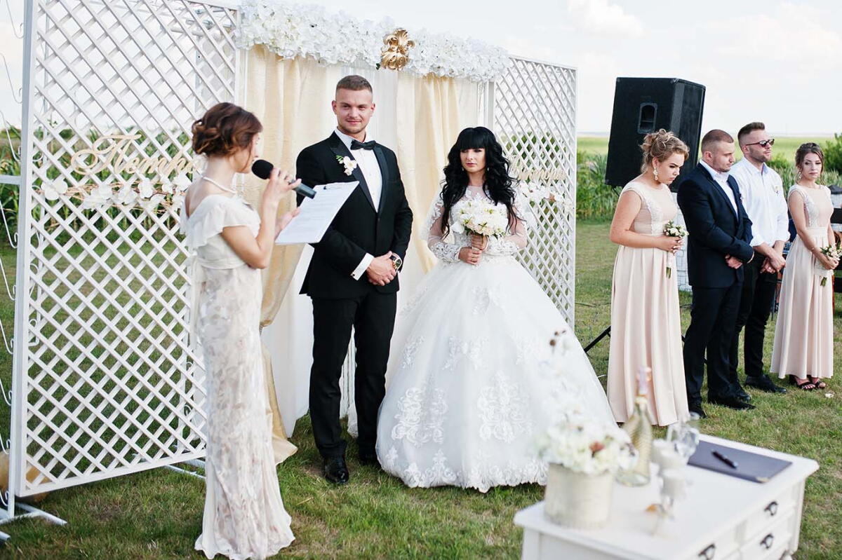 Officiate How to officiate a wedding in ca 60 photos - Astyledwedding.com