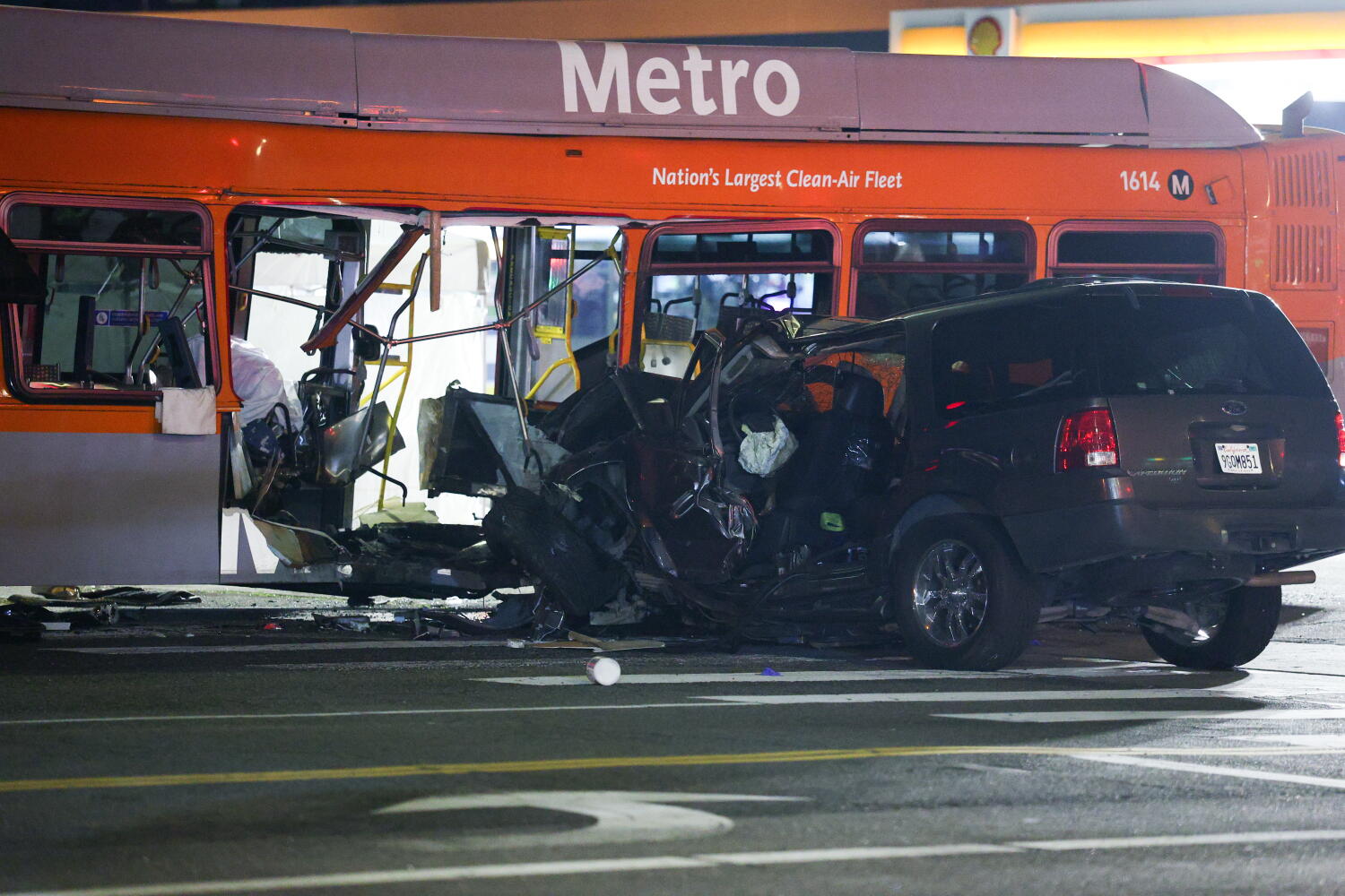 Woman was high when she plowed her SUV into a Metro bus, killing 2, prosecutors say