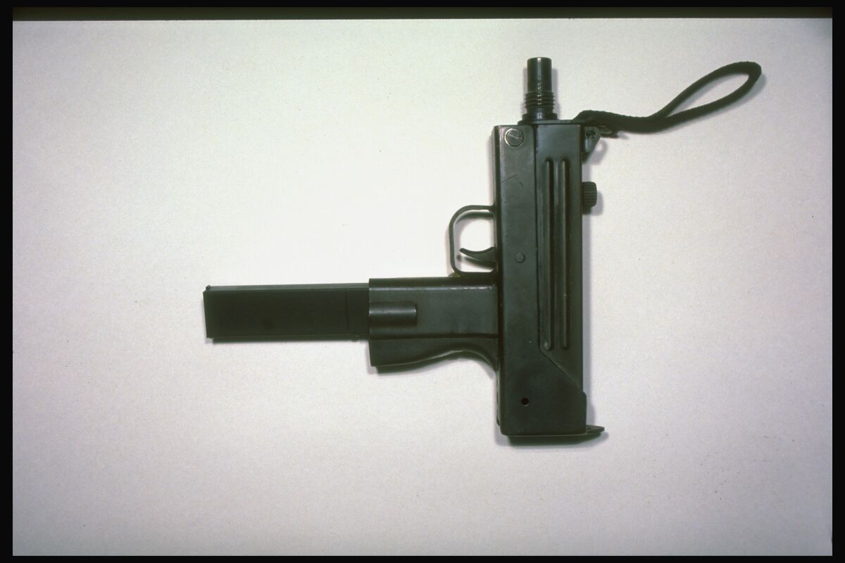 A MAC-10 semiautomatic gun