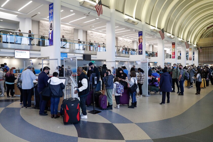 Cientos de vuelos cancelados en Estados Unidos por cuarto día consecutivo