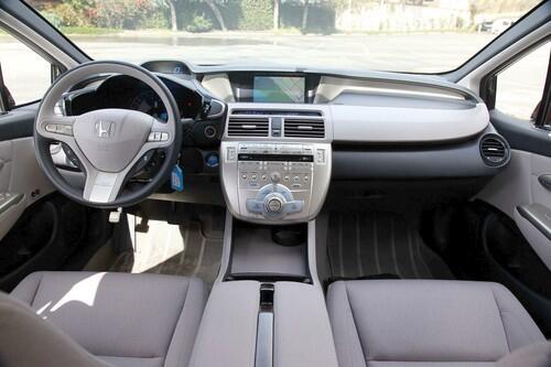 Honda FCX Clarity - interior view