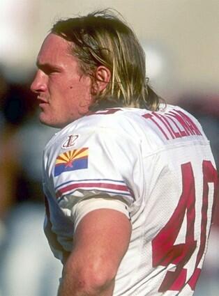 Pat Tillman, in 1998 with the Arizona Cardinals, during a game against the Oakland Raiders in Tempe, Arizona.