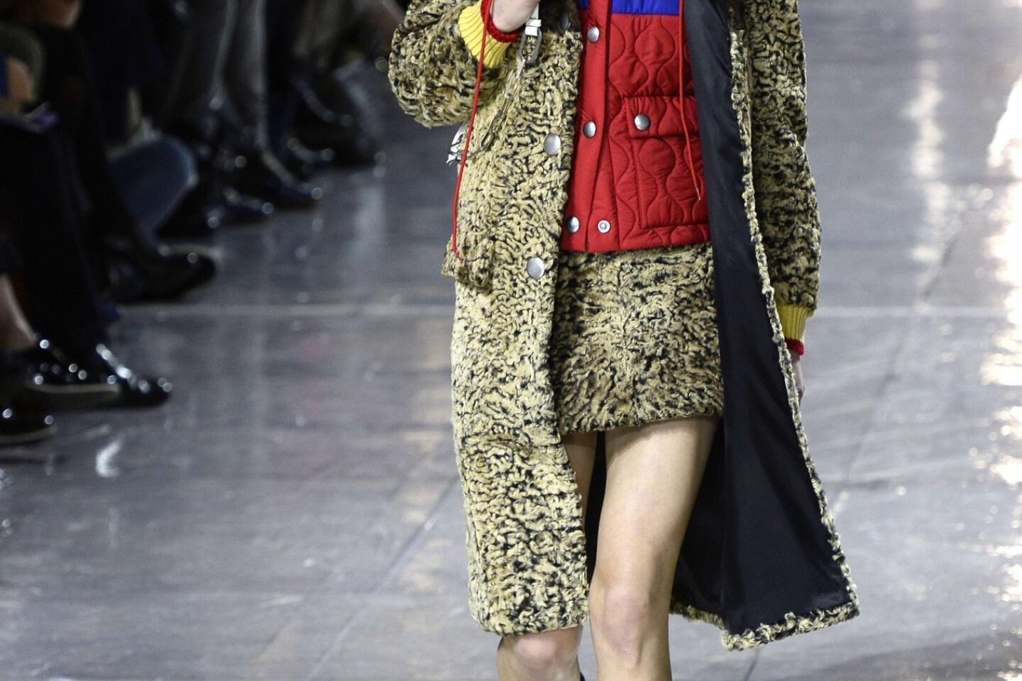 Paris Fashion Week 2016: Kenzo, Louis Vuitton, Miu Miu Review – The  Hollywood Reporter