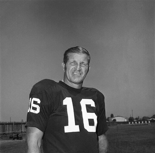 Raiders Hall of Fame QB George Blanda dies at 83 - The San Diego  Union-Tribune