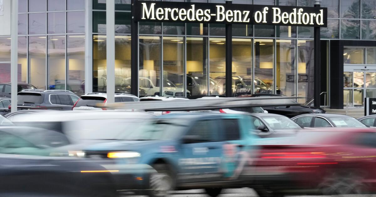 Mais de 20 estados impuseram novas tarifas globais após a derrota de Trump na Suprema Corte