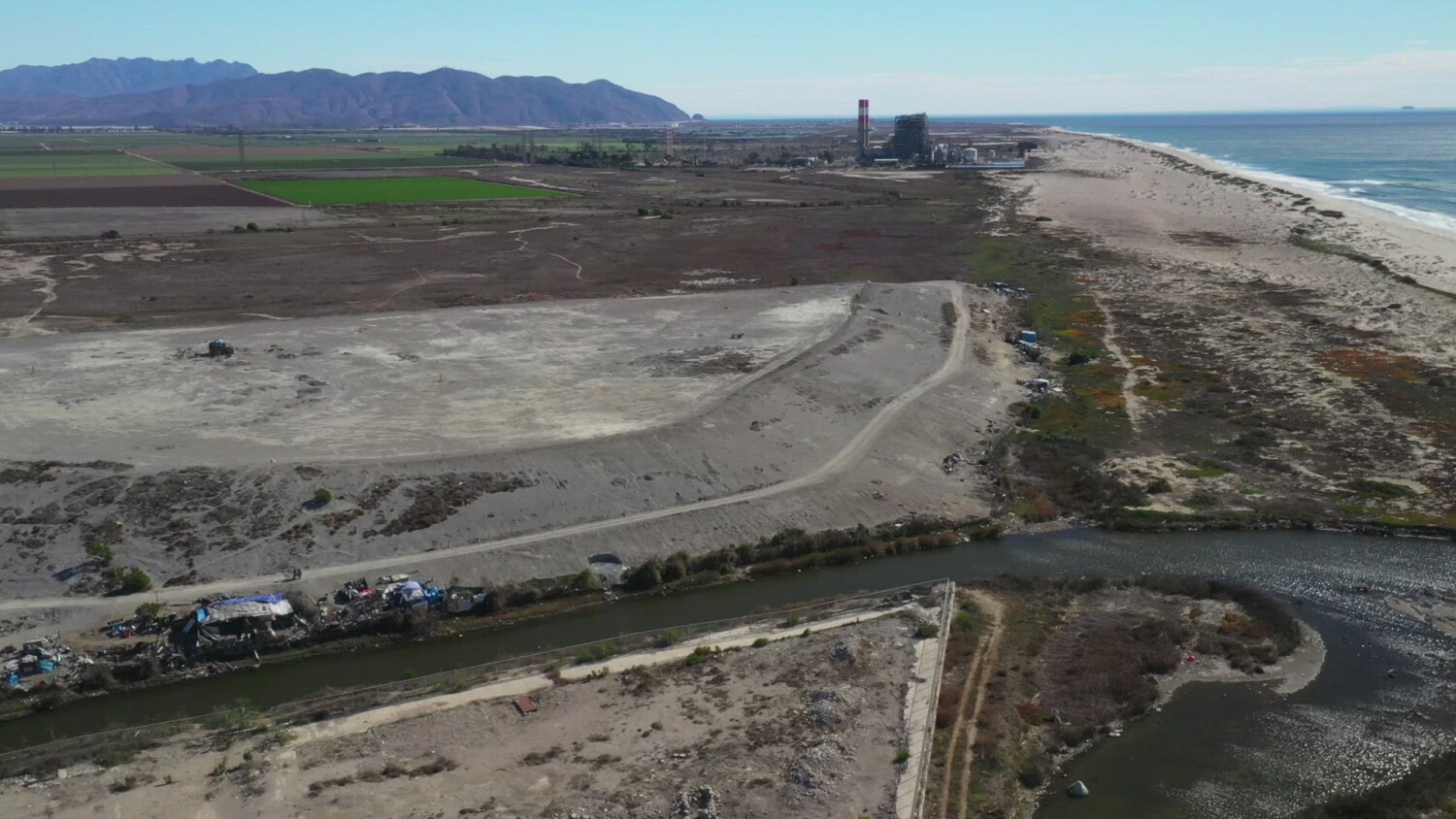 More than 400 toxic sites in California are at risk of flooding from sea level rise