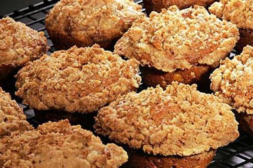 Recipe: Mesquite apple muffins with streusel topping