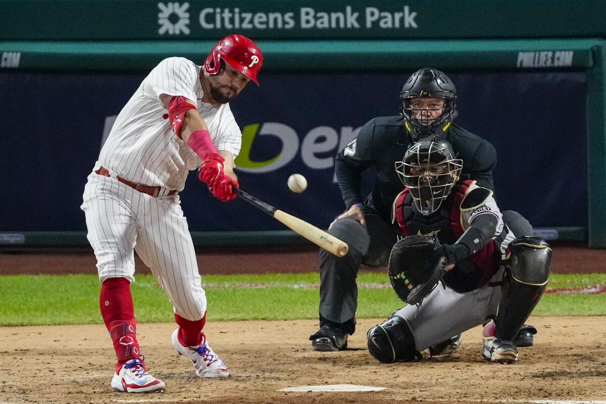 Phillies pull out 10-inning win over Diamondbacks