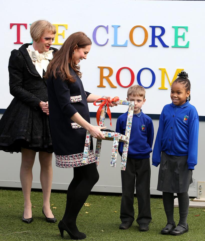 2015 | Naming the the Clore Art Room at Barlby Primary School