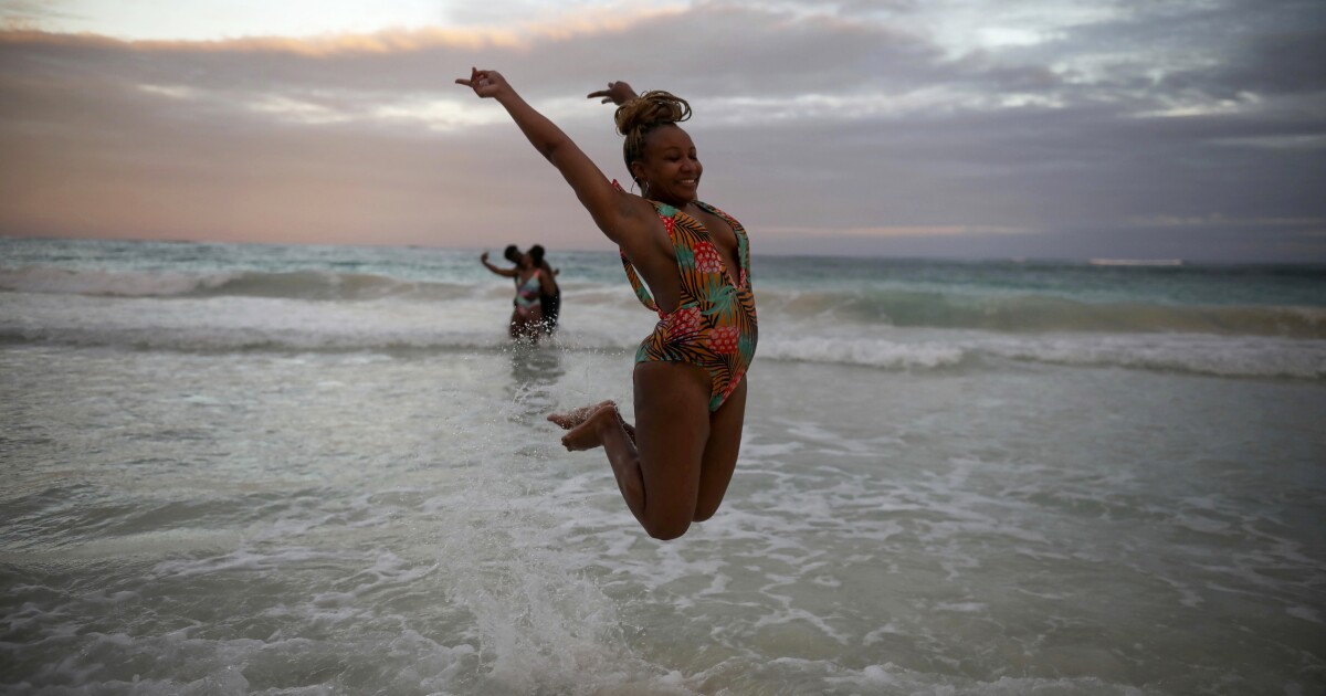 Mexican island receives first cruise after pandemic scourge