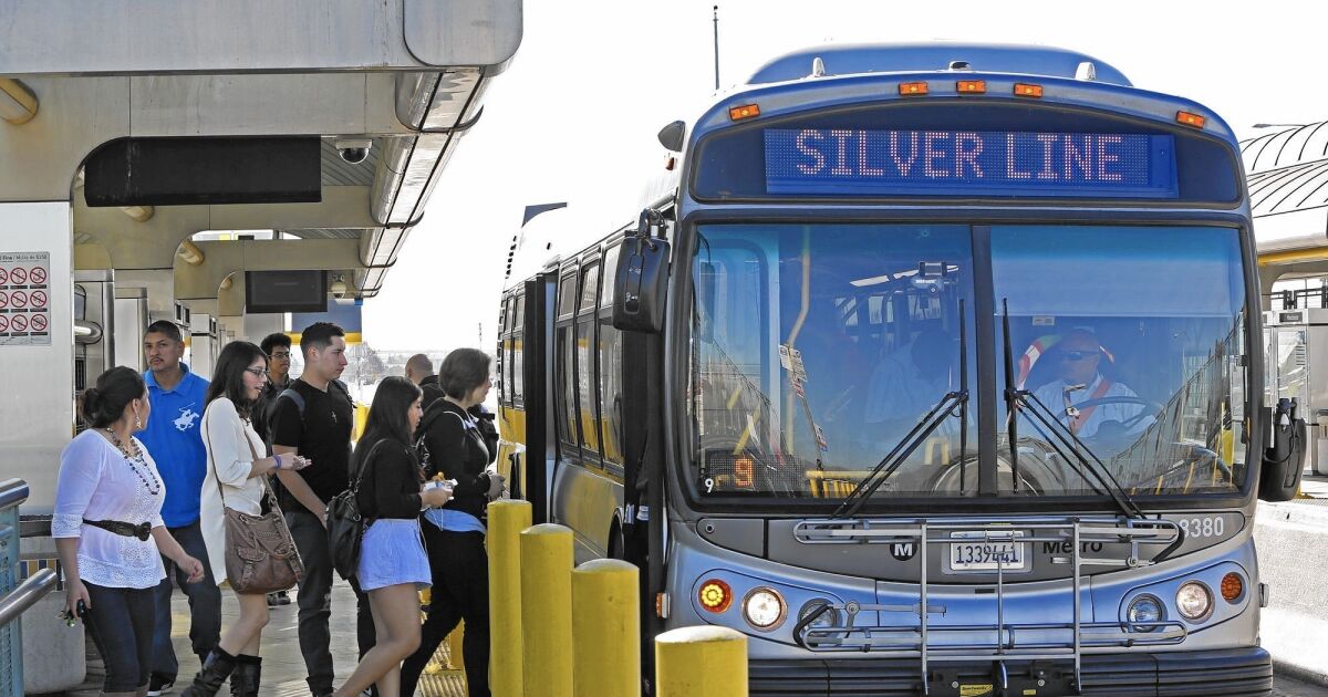 California Commute: A cleaned-up, safer Harbor Transitway puts more ...