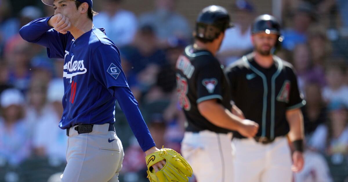 Esta é a aparência do novato dos Dodgers, Sasaki, em sua primeira partida na Cactus League