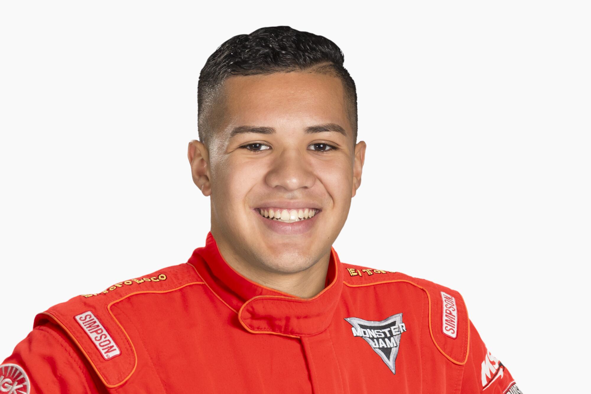 Elvis Lainez es uno de los cuatro pilotos de El Toro Loco en Monster Jam.