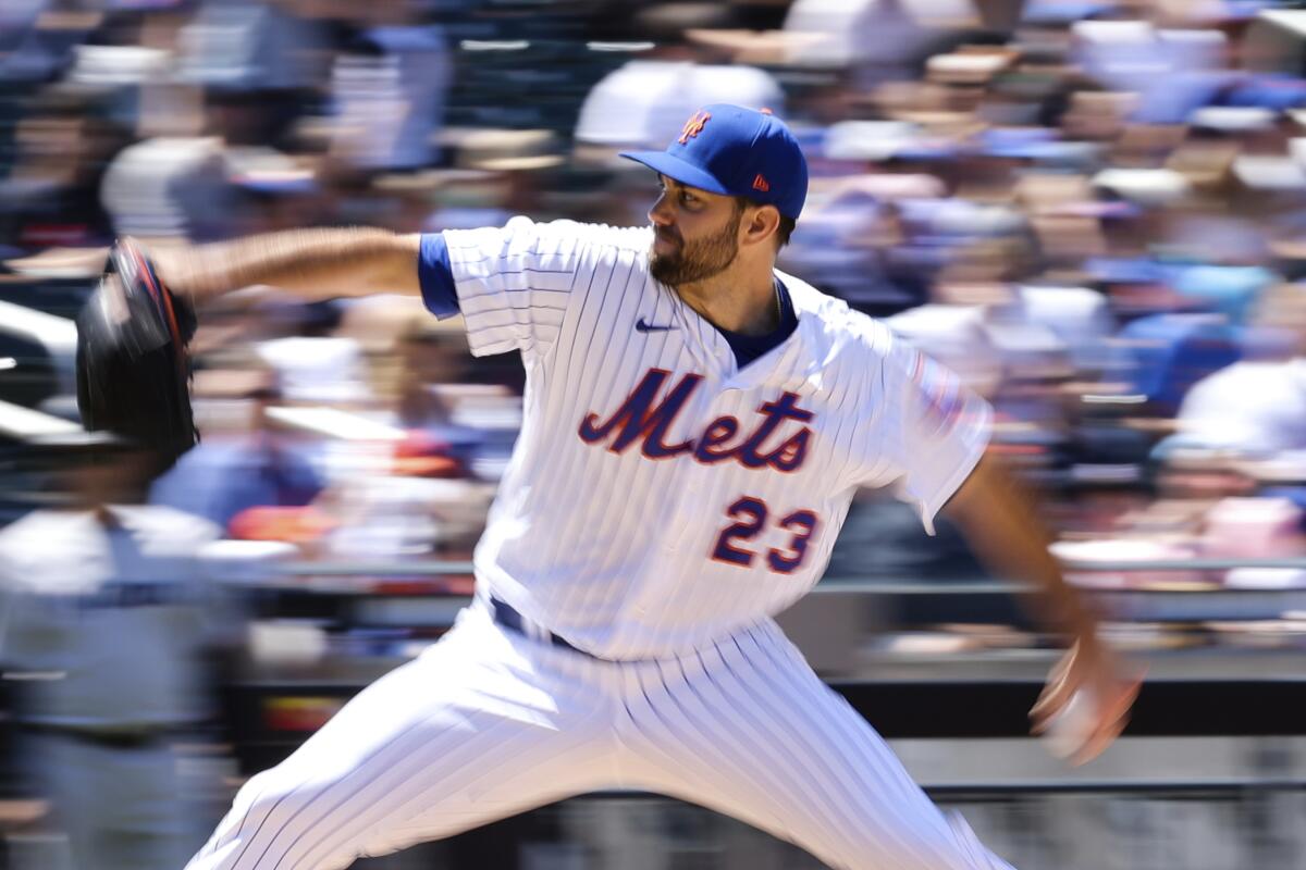 El abridor de los Mets de Nueva York David Peterson 