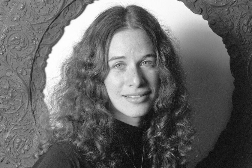 **ONE TIME USE ONLY. FOR SUNDAY CALENDAR RUNNING 2/7/2021-Singer/songwriter Carole King 