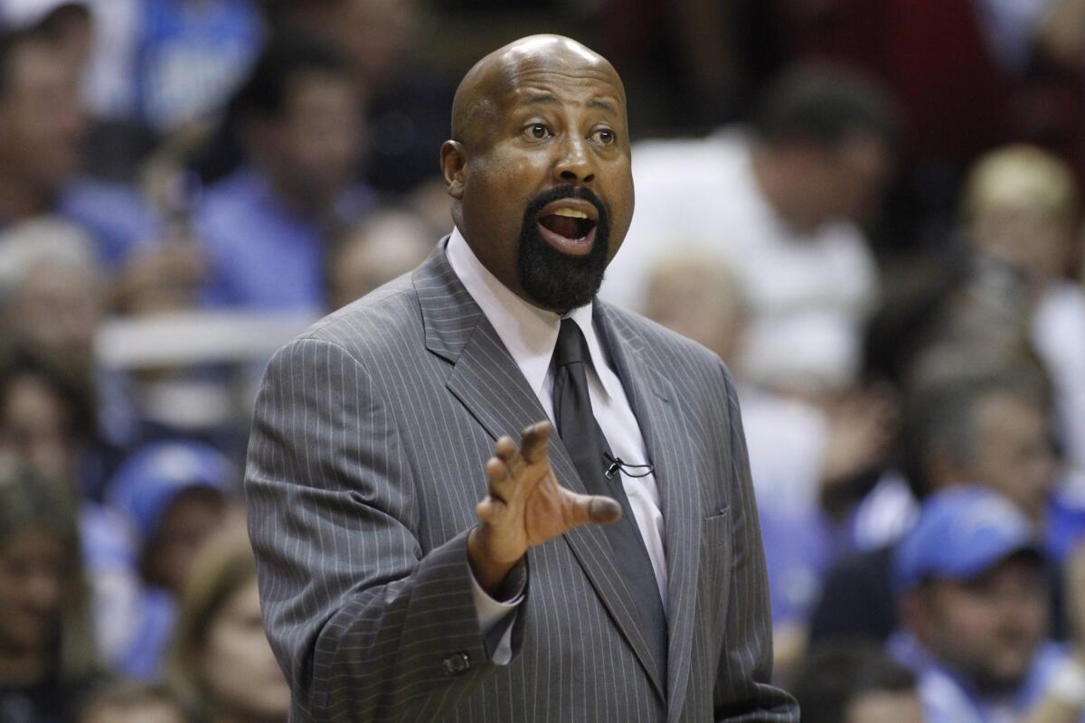Former New York Knicks Coach Mike Woodson will be joining Doc Rivers' staff on the Clippers.