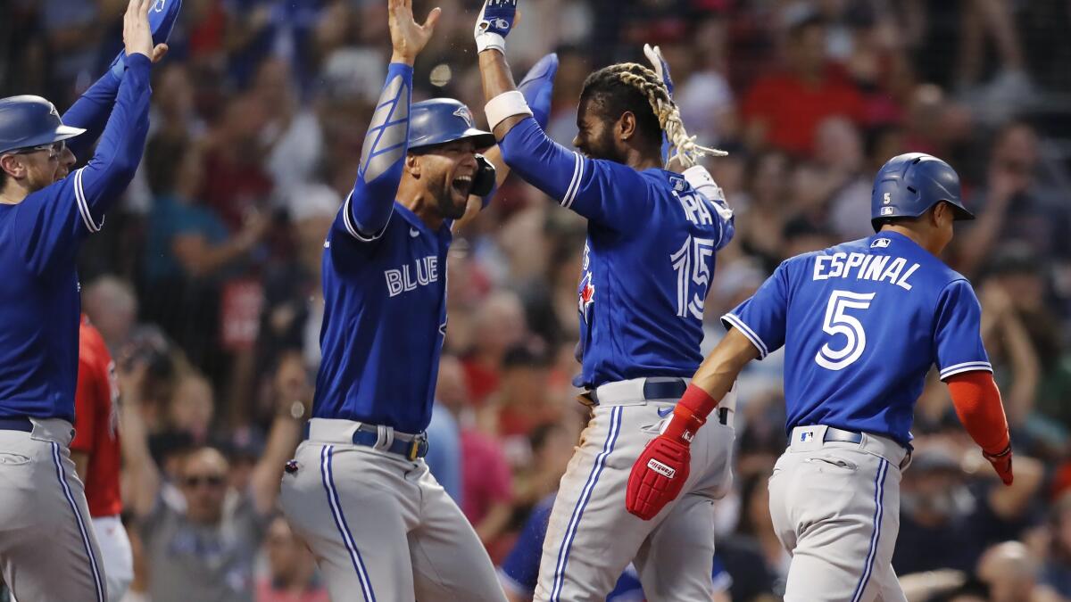 Santiago Espinal's three-run jack, 06/05/2022