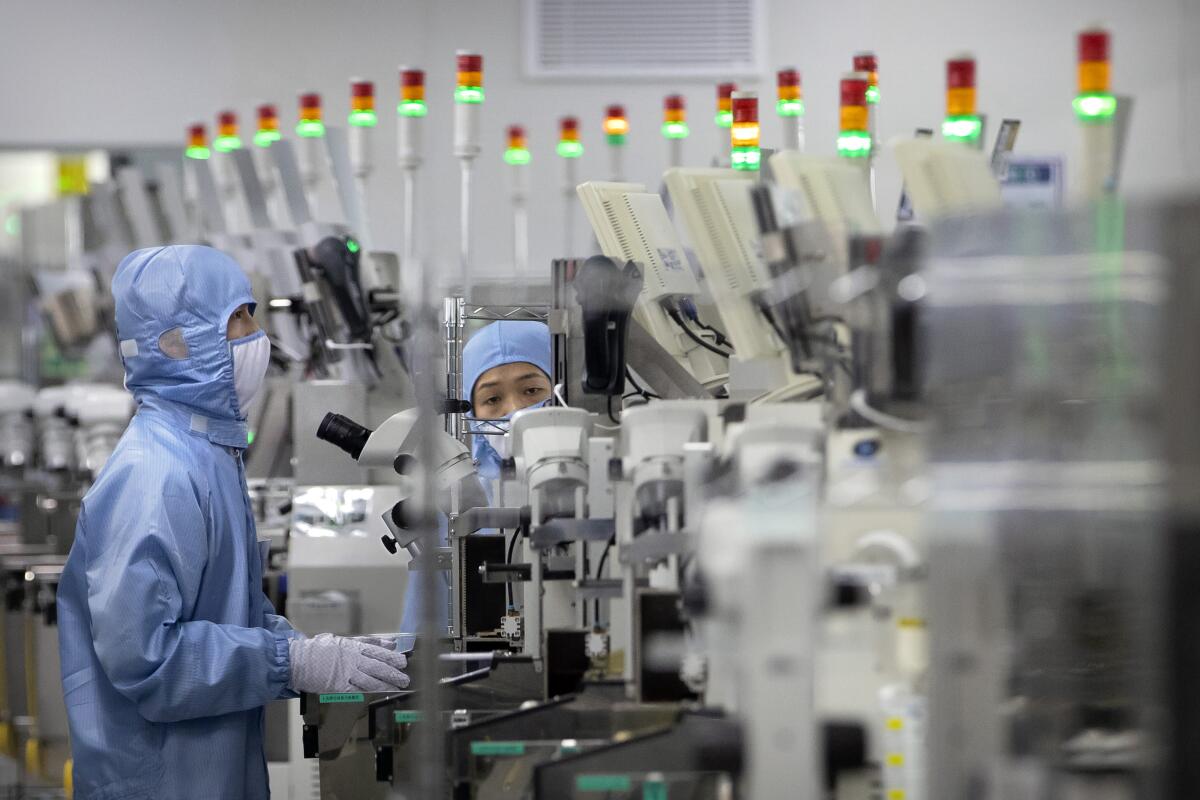 Chinese factory working on processor chips