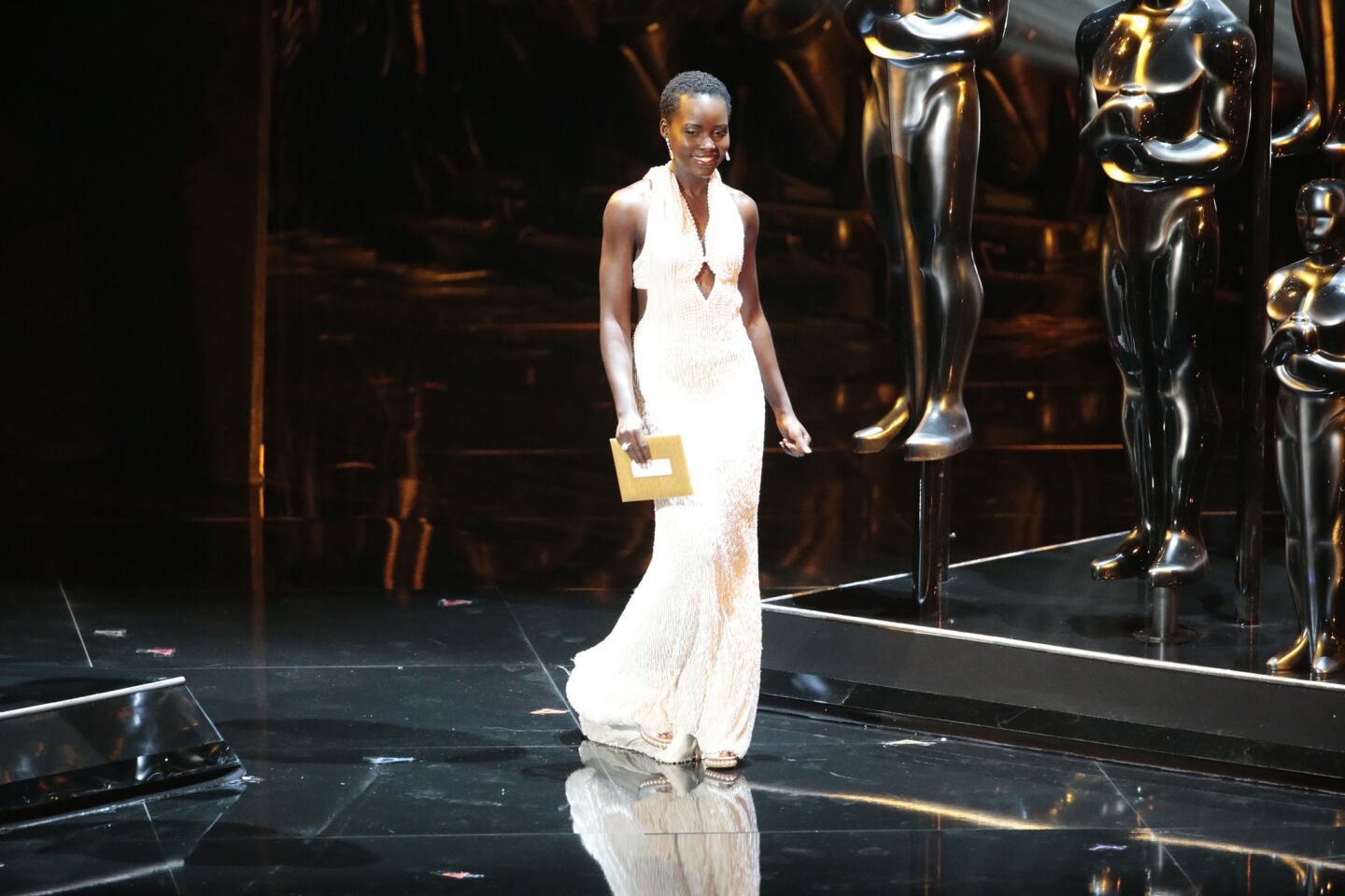 Lupita Nyong'o forgets which awards show she's at