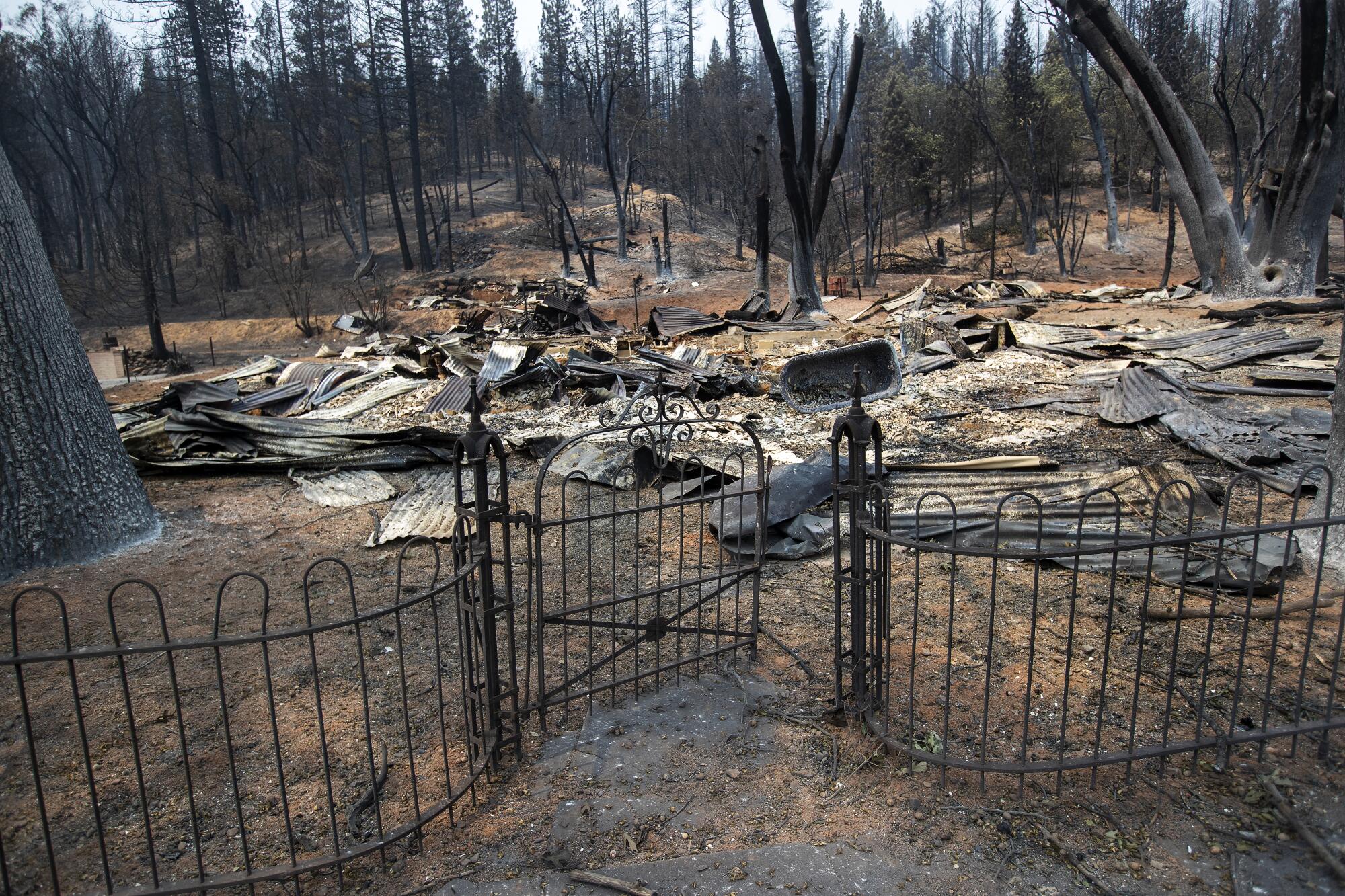 Photos: Documenting Dixie fire devastation - Los Angeles Times