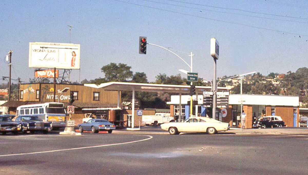 The Nite Owl and the Mobil Station in 1979. Enterprise Car Rental now occupies the corner where the Mobil Station stood.