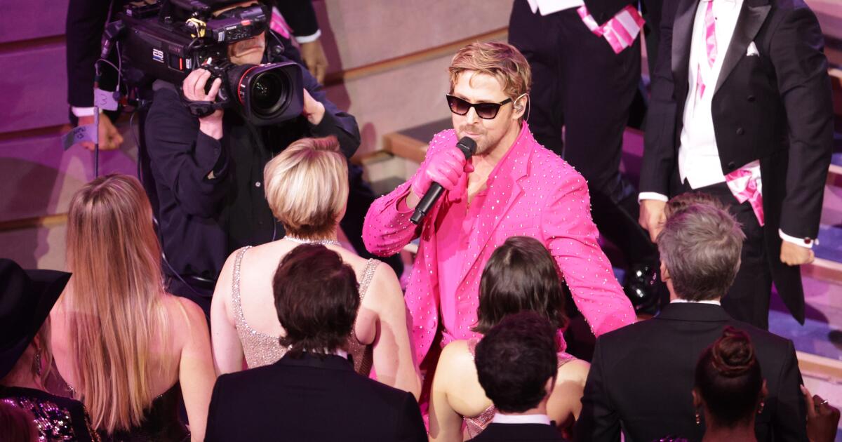 Oscars telecast draws 19.5 million viewers, up 4% from last year