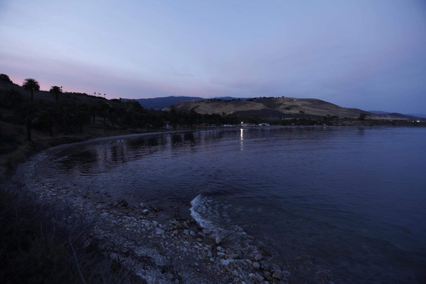 Oil spill on Santa Barbara County coast