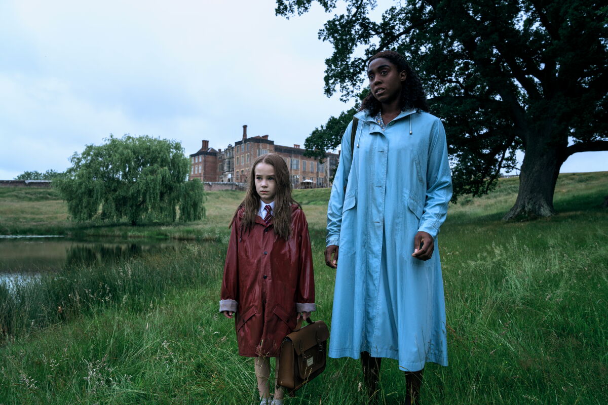 Matilda R 'Matilda' review: All Dahled up on Netflix - Los Angeles Times
