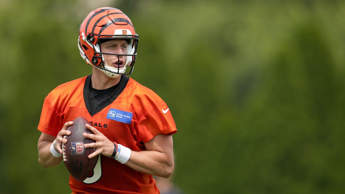 Bengals Joe Burrow becomes NFL's highest-paid player with $275