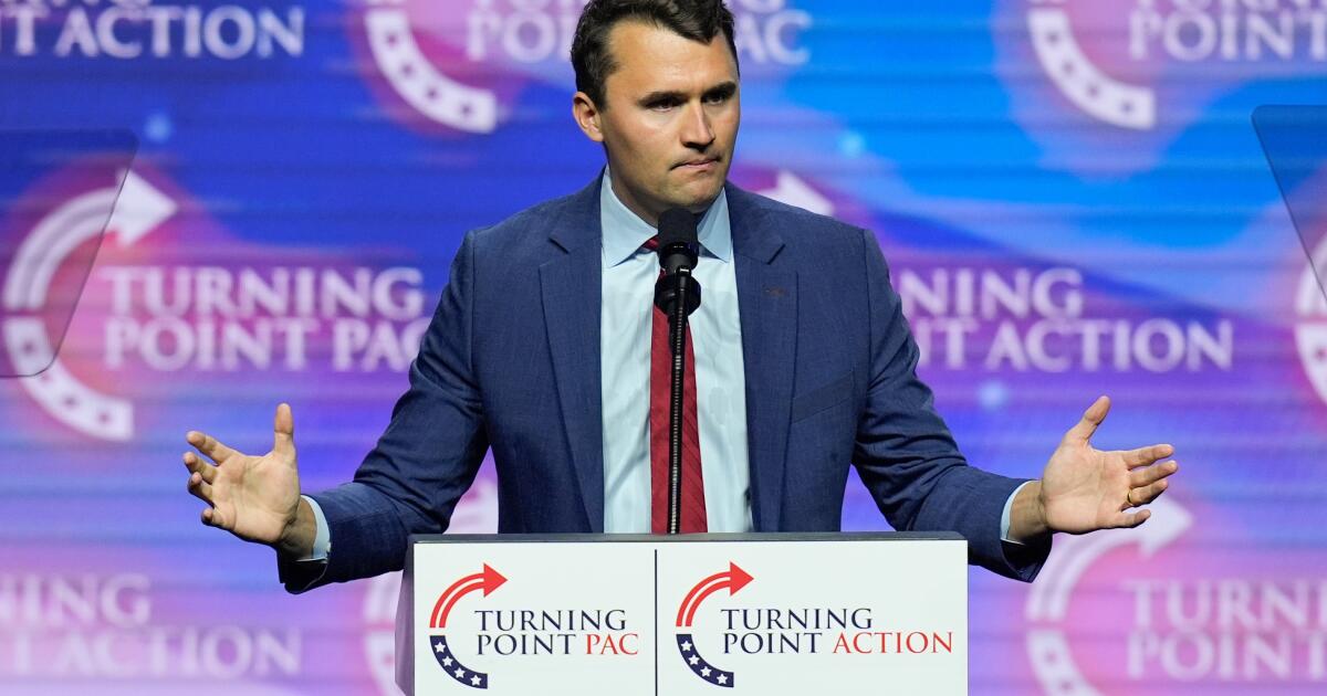L’autoroute de Charlie Kirk a fait l’objet d’un veto en Arizona. Les élus dictent les agendas politiques