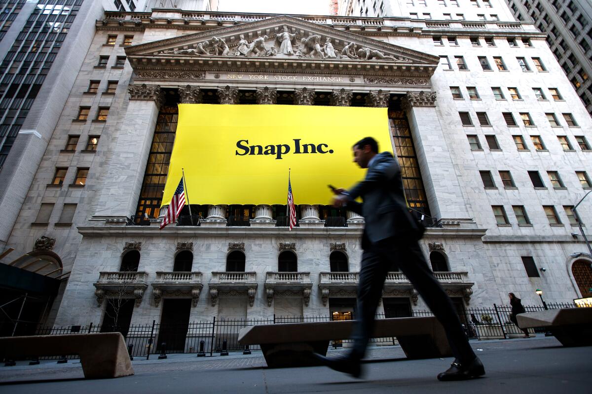 Signage for Snap Inc. adorns the front of the New York Stock Exchange in 2017