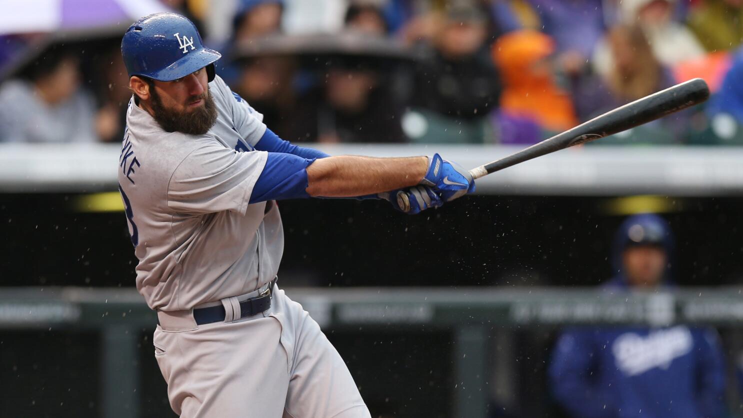 Matt Kemp signs with Rockies