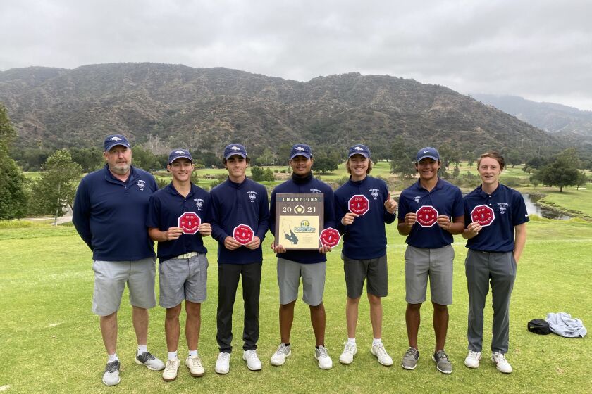 Aiden Canada (second from right) poses with his Vista Murrieta teammates after team won Division 5 golf title.