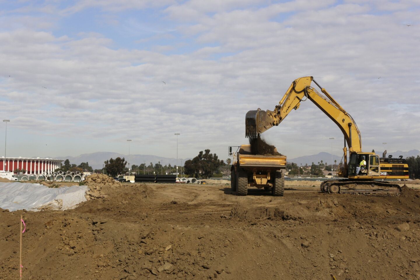 Construction continues at the Inglewood stadium site