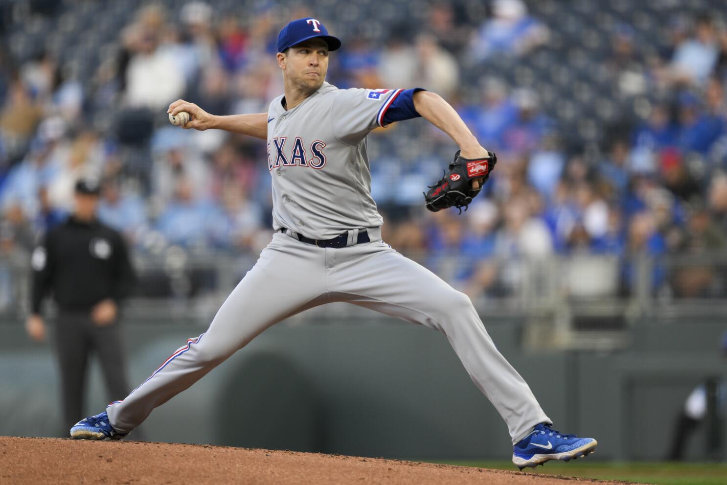 Rangers blank Royals 4-0 after deGrom exits with sore wrist - The San Diego  Union-Tribune