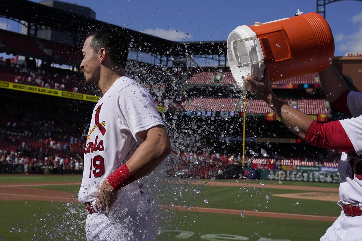 Edman absolves Cardinals' bases-loaded woes with walk-off hit Sunday