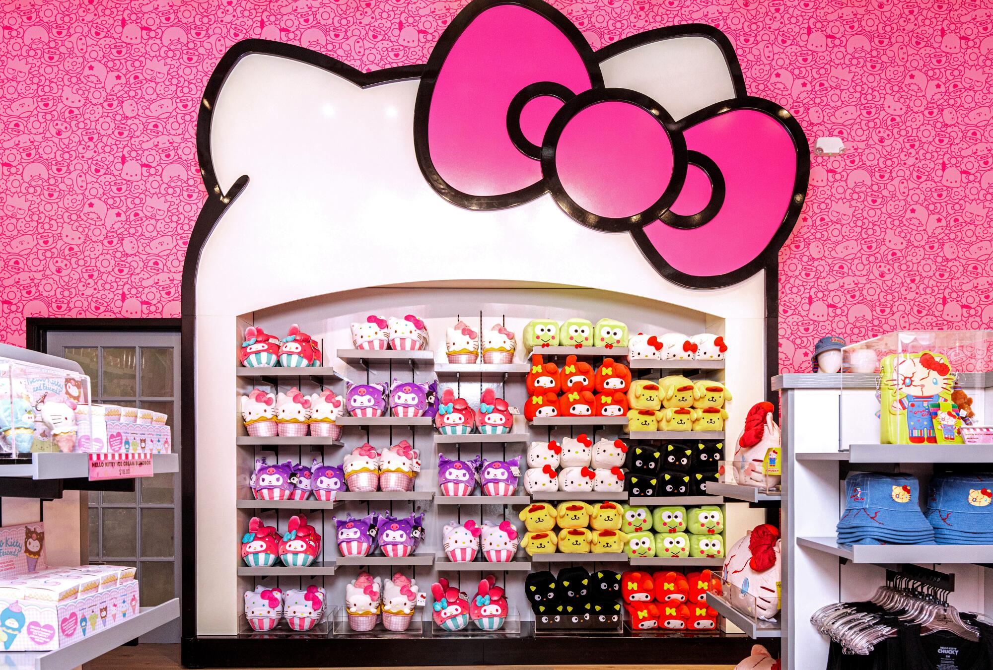 Universal CityWalk rolls out a virtual pastel pink carpet to welcome the Hello Kitty® and Friends Cafe