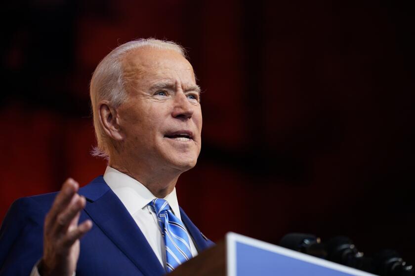 El presidente electo Joe Biden habla el miércoles 25 de noviembre de 2020 en Wilmington, Delaware. (AP Foto/Carolyn Kaster)