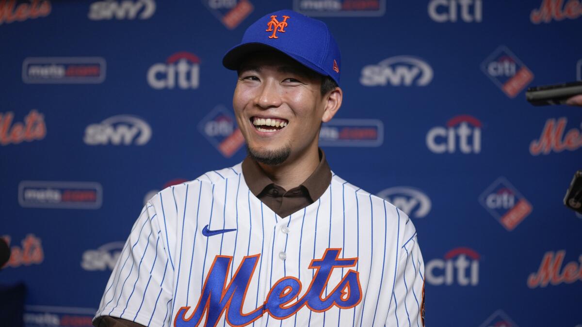 Senga excited to play in Big Apple: 'Let's go Mets