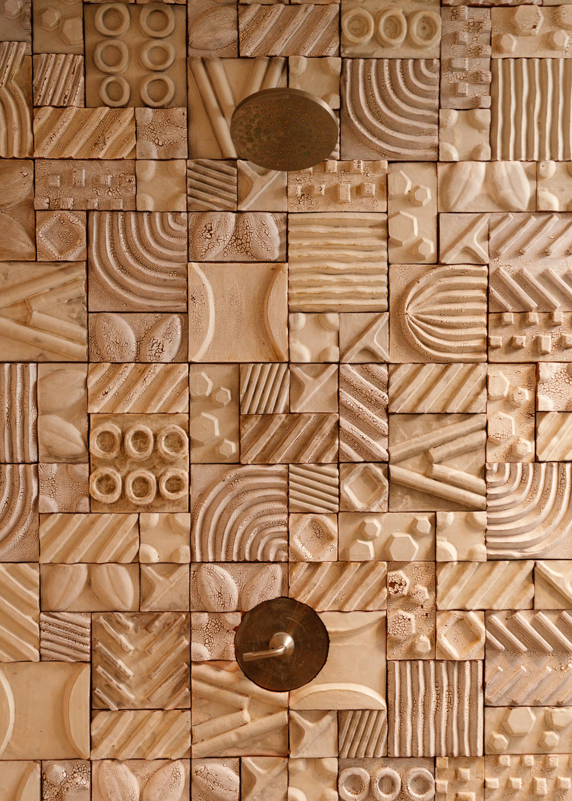 3D tiles by ceramicist Ben Medansky.