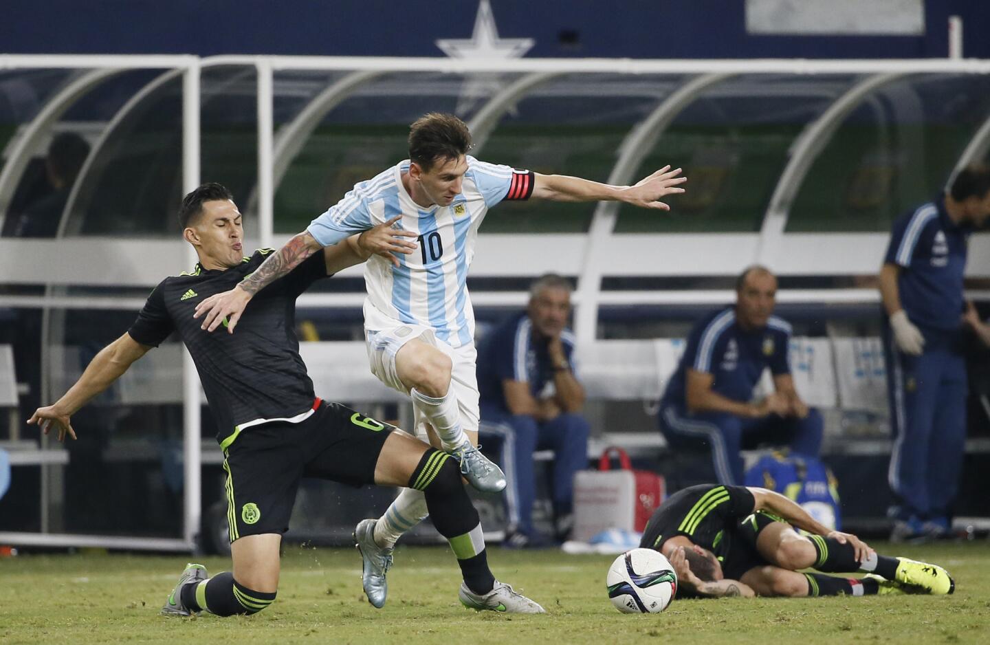 Lionel Messi, Jorge Torres