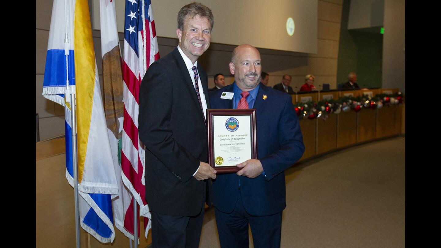 la-photo-gallery-newport-beach-city-council-oa-005