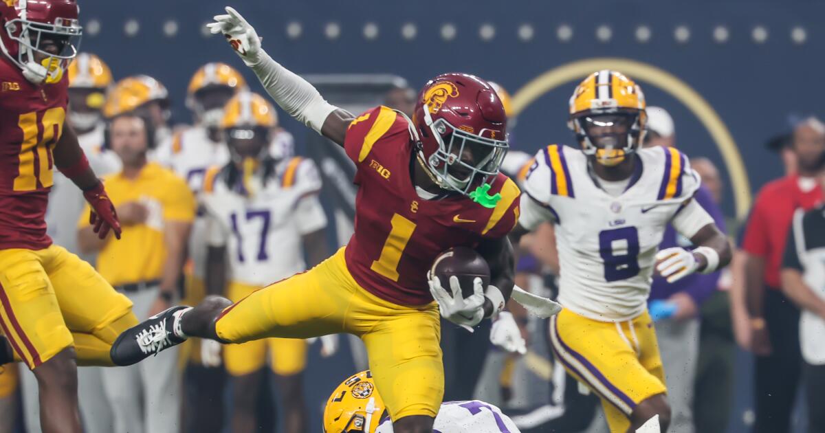 USC makes a big opening statement with thrilling win over LSU