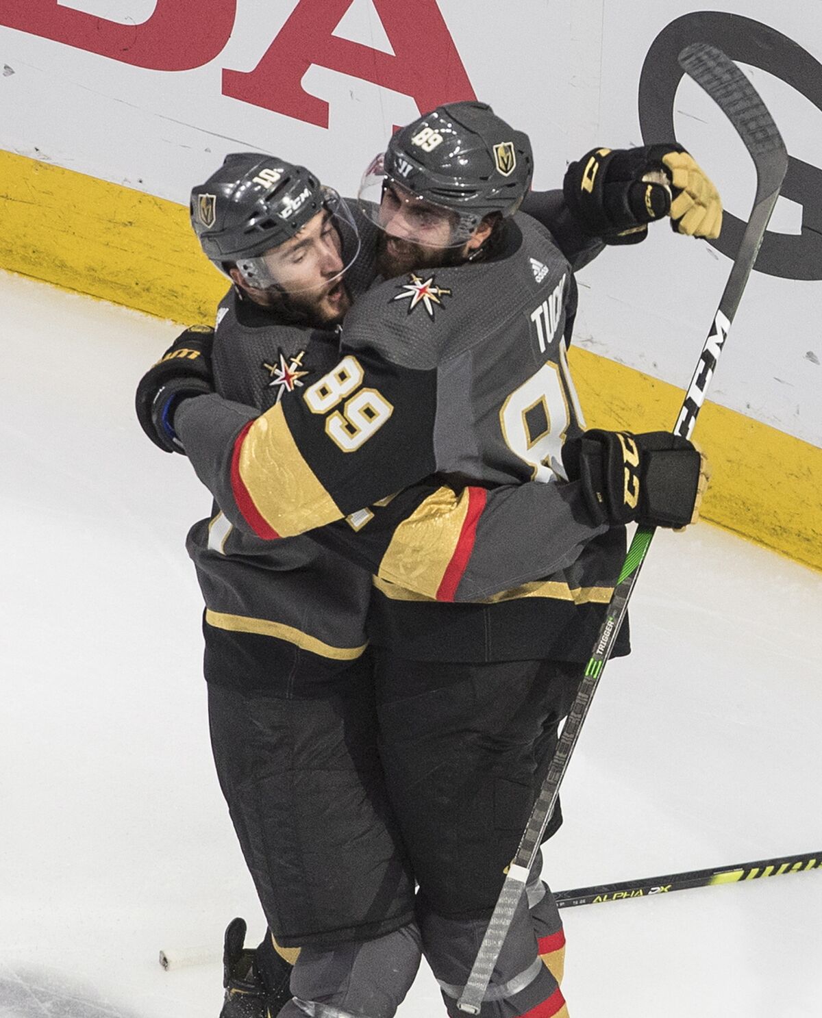 Golden Knights' Alec Martinez returns against Chicago Blackhawks