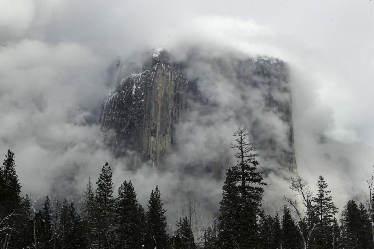 El Capitan landmark in Yosemite National Park